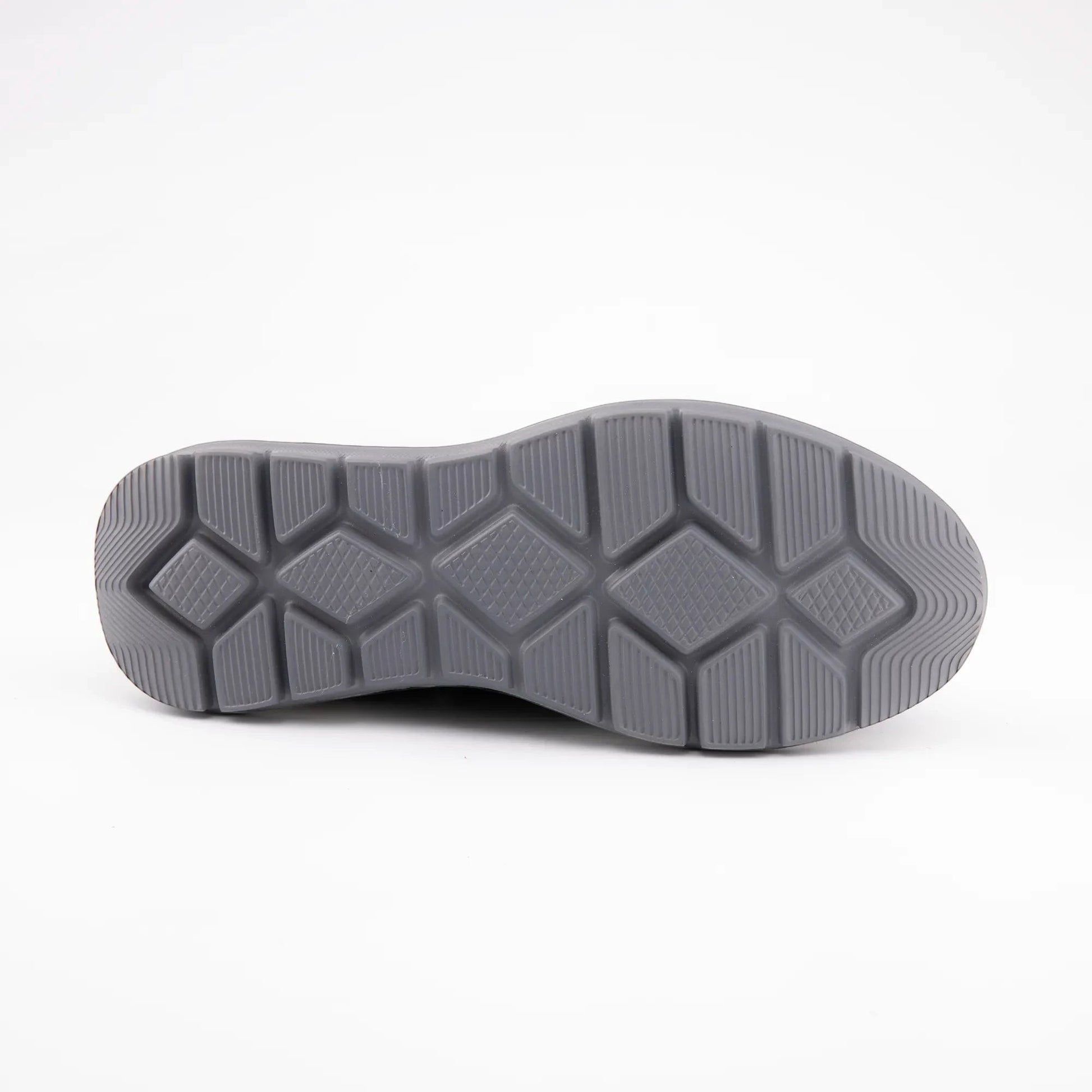 MrCalvano Comfort Walk sneaker modelinin kaymaz geometrik desenli gri kauçuk dış taban yapısı