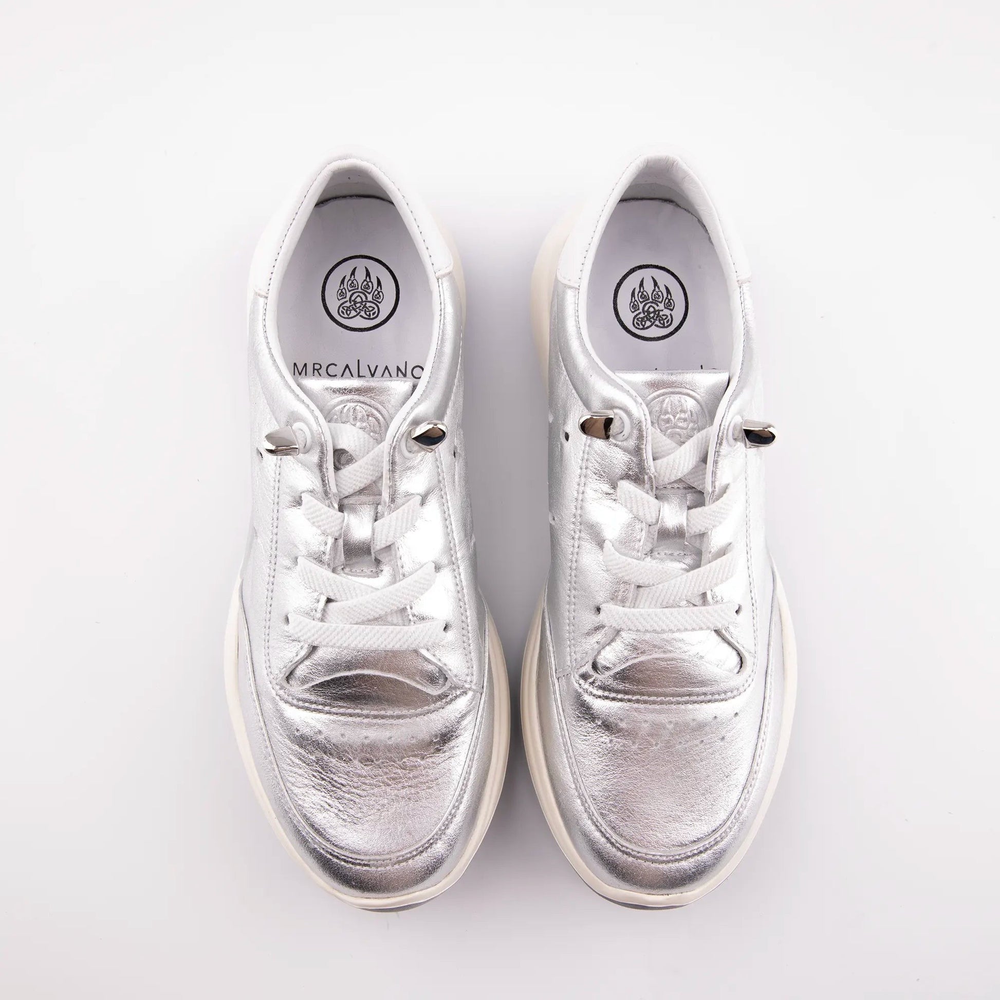 MrCalvano Comfort Walk gümüş renkli, bağcıklı, deri, modern tasarımlı günlük kadın sneaker ayakkabı