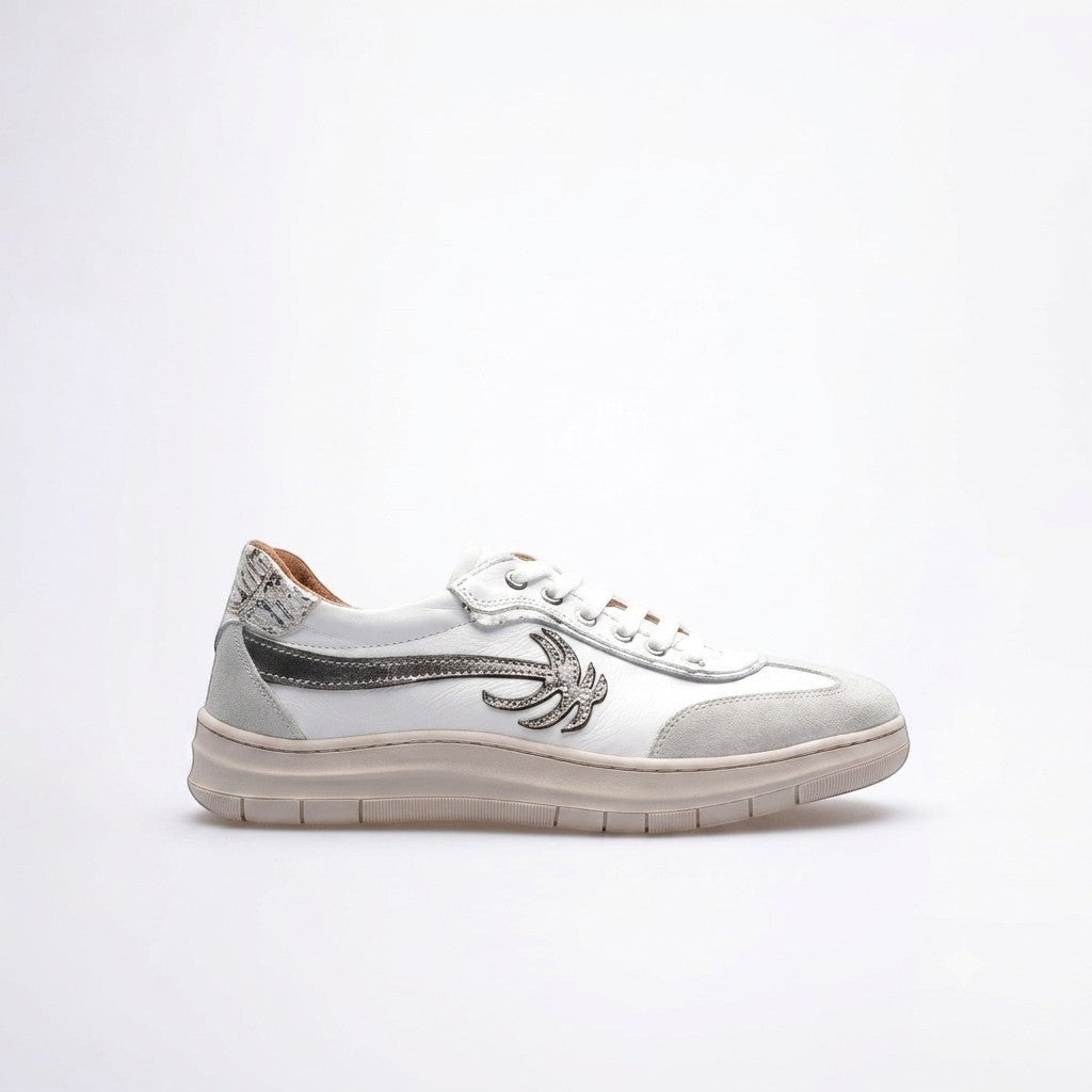 MrCalvano Palm Spring beyaz deri ve süet detaylı, yan tarafında palmiye figürü bulunan şık günlük sneaker modeli.