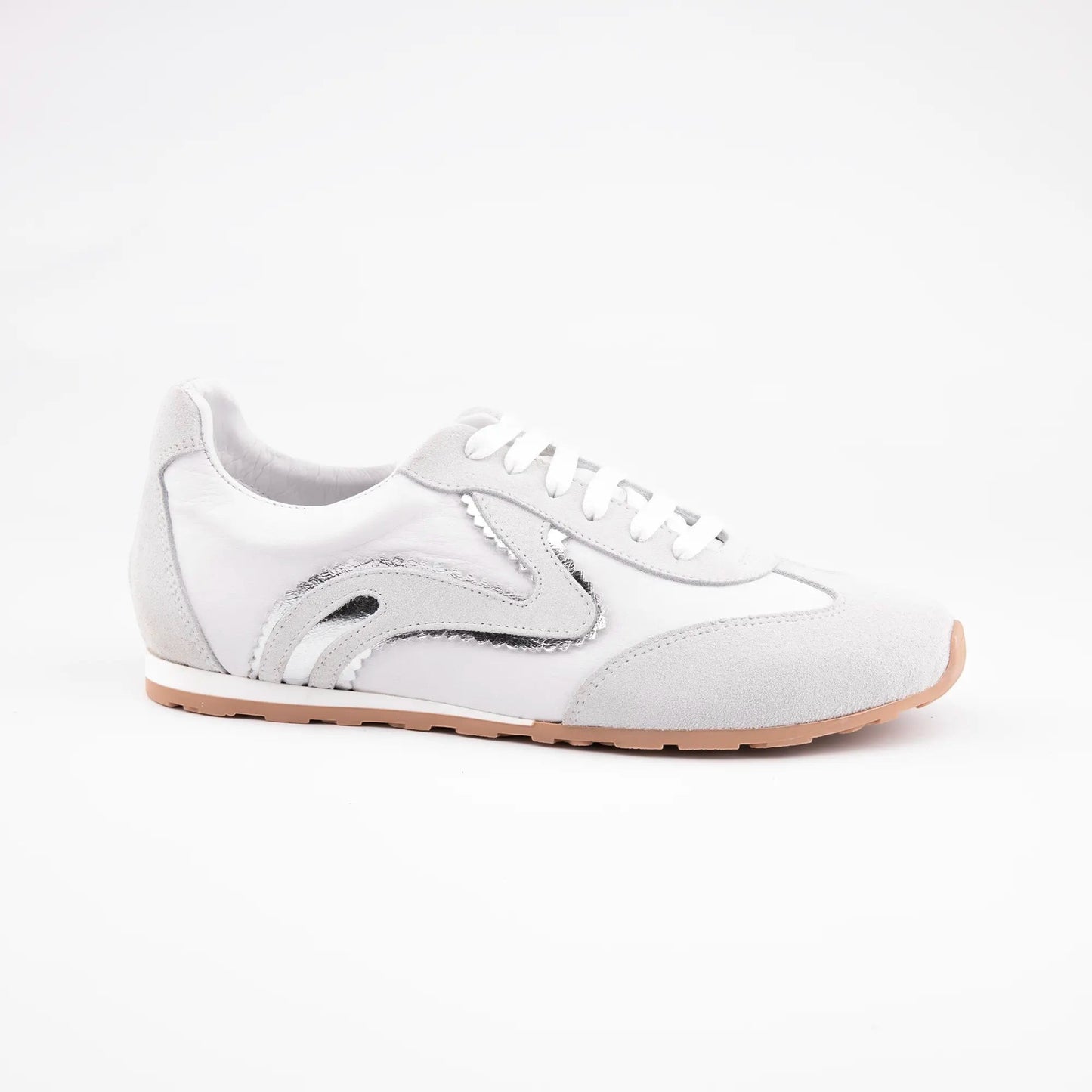 MrCalvano Pure Motion beyaz deri ve süet detaylı, yan kısımlarında metalik vurgular bulunan modern kadın sneaker