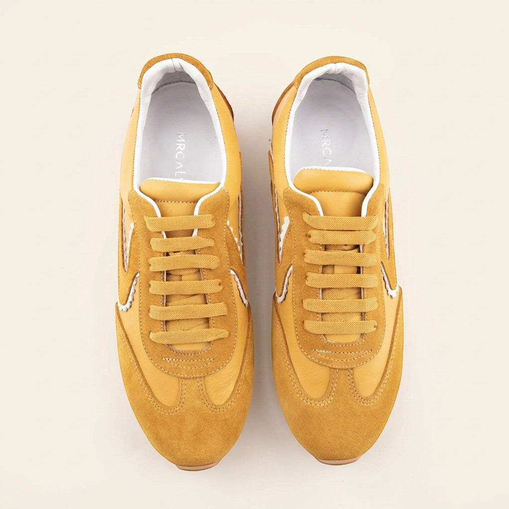MrCalvano Pure Motion hardal sarısı süet ve deri detaylı modern günlük sneaker modeli