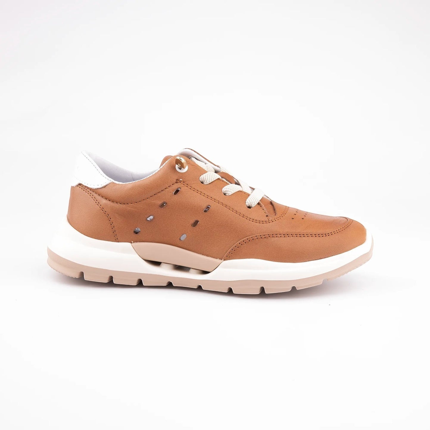 MrCalvano Comfort Walk taba rengi deri sneaker, beyaz tabanlı, bağcıklı ve delikli detaylı günlük spor ayakkabı.