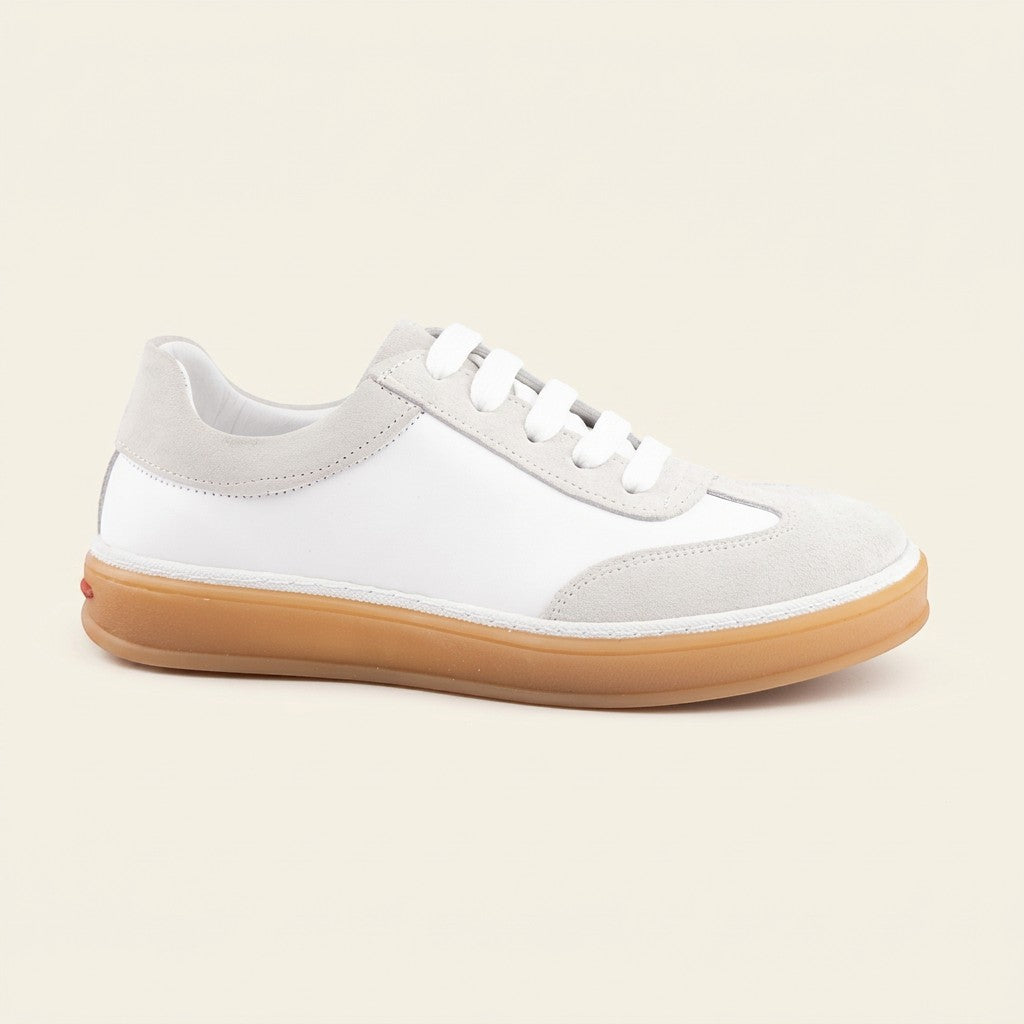 MrCalvano Urban Retro bej ve beyaz renkli, deri ve süet detaylı, retro tasarımlı günlük sneaker ayakkabı