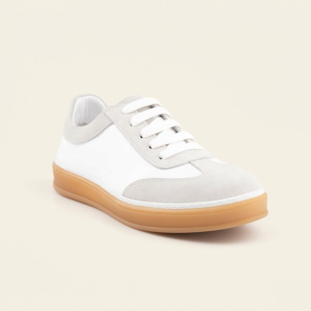 MrCalvano Urban Retro beyaz deri ve gri süet detaylı, retro tasarımlı, kauçuk tabanlı günlük sneaker ayakkabı
